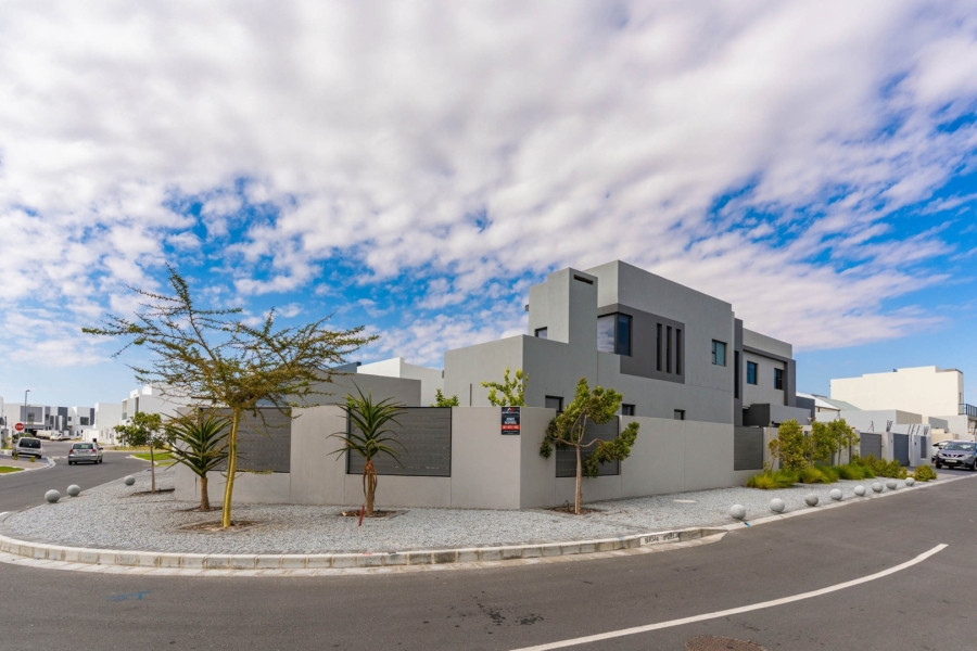 3 Bedroom Property for Sale in Sandown Western Cape
